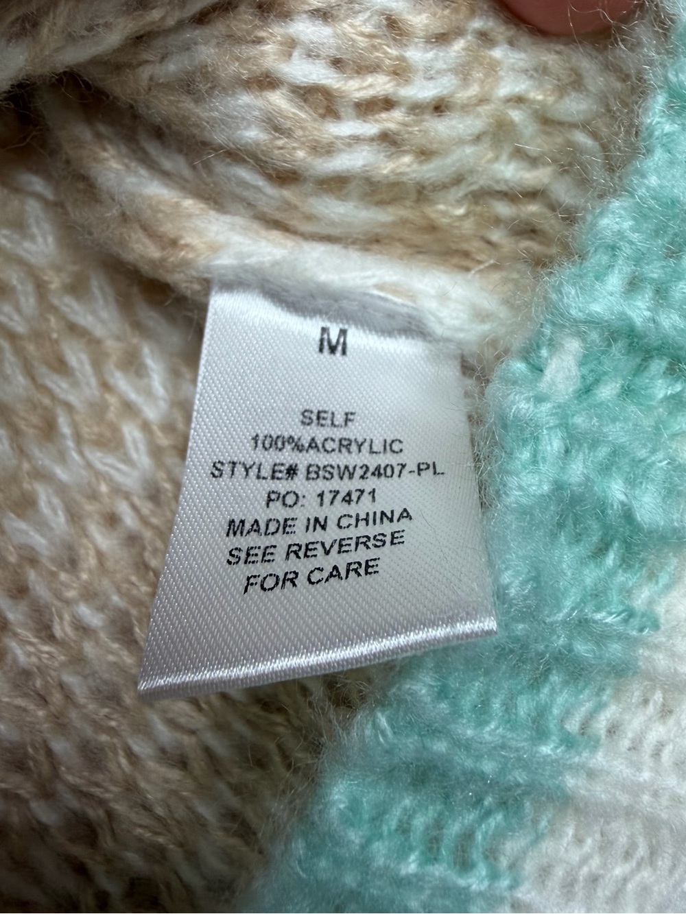Pink Lily Multi Color Checker V-Neck Knit Oversized Sweater Size Medium - Picture 5 of 11